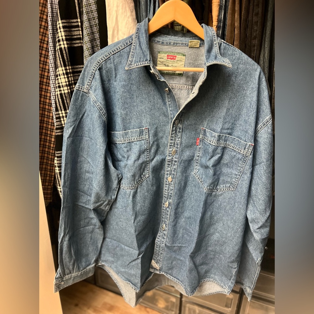 VINTAGE LEVIS Jean Button Down Top